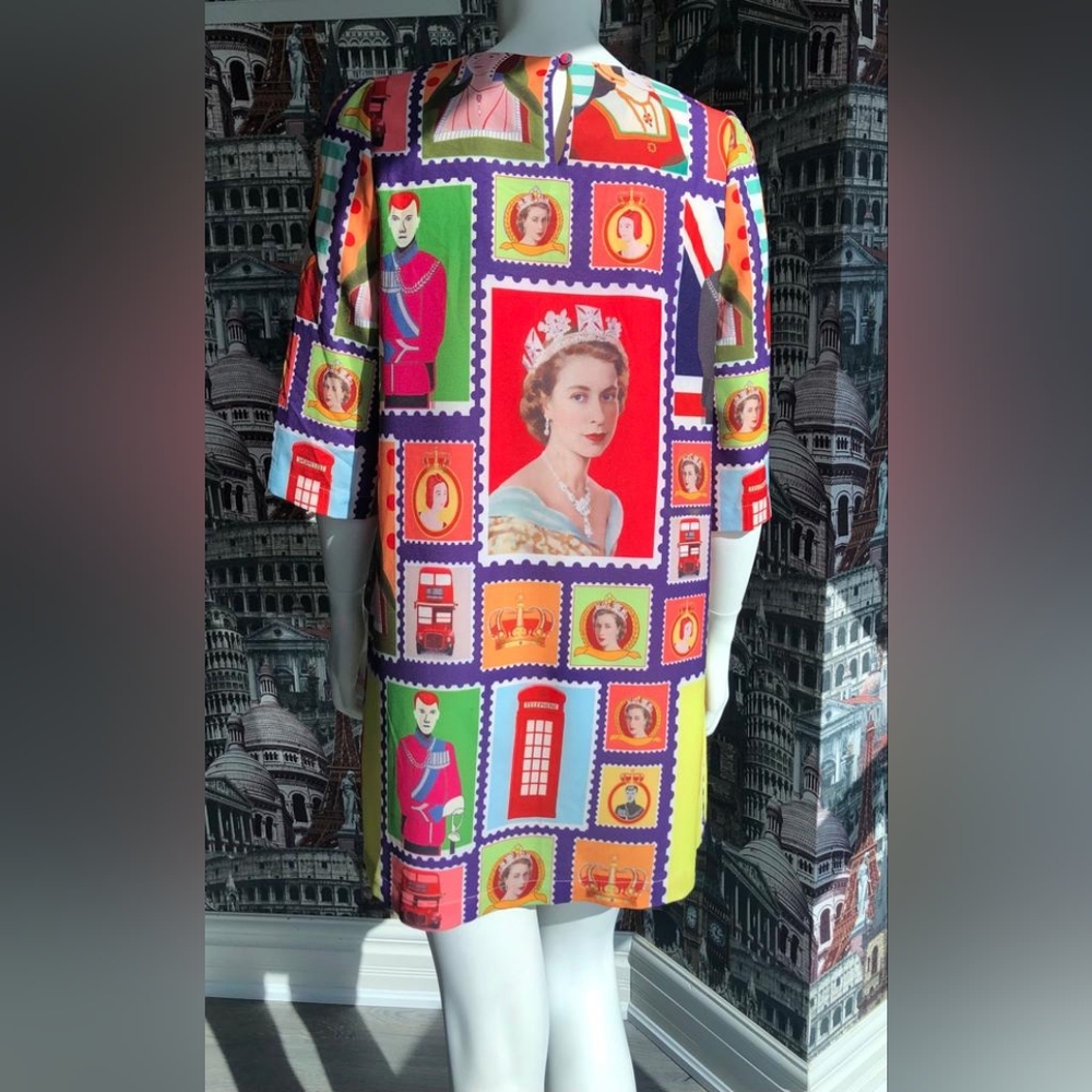 Colorful dress! - Picture 7 of 8